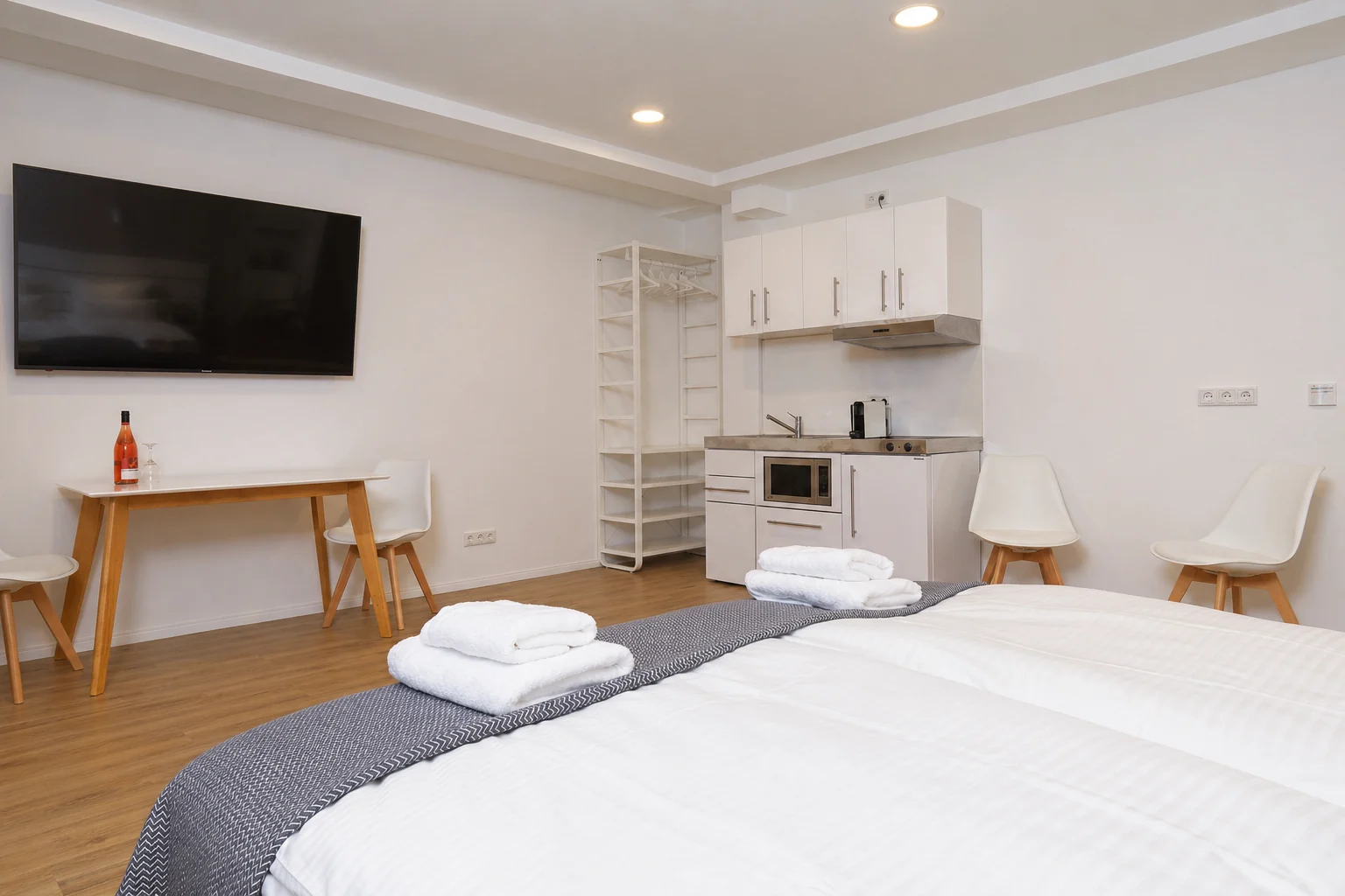 Apartment 3